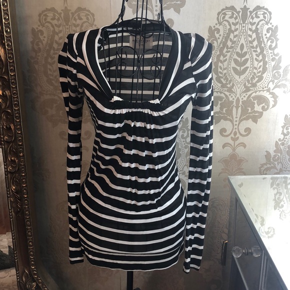 Zara Tops - Zara black and white stripe shirt size small